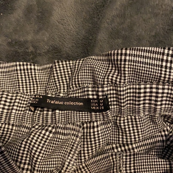 Pants - Picture 2 of 4